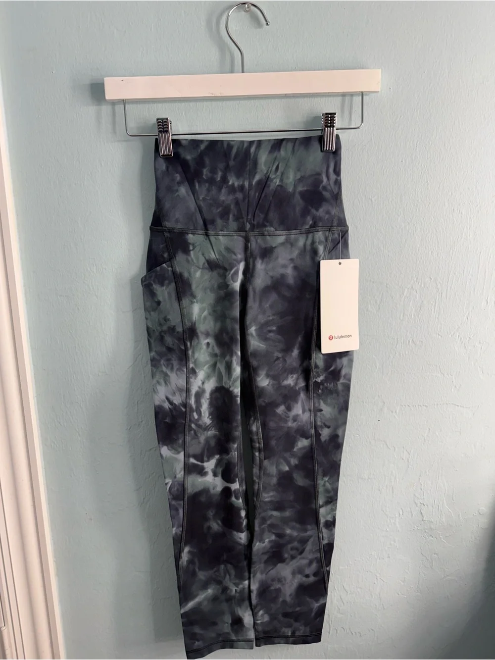Lululemon Align High-Rise Crop 23” Pockets/Color DON7